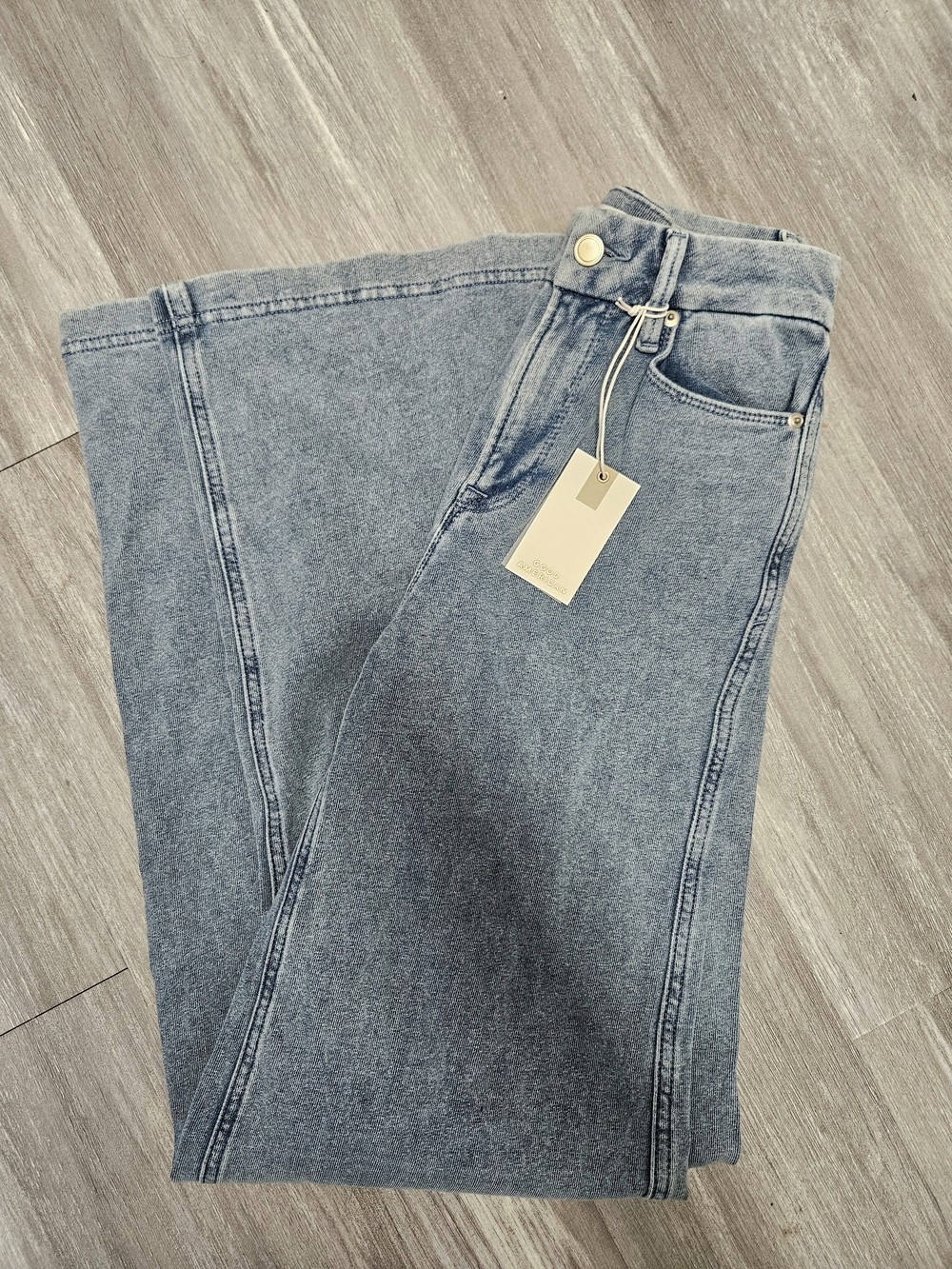 Good American Jeanius Good Skate Sweatpant Jeans - Picture 2 of 5